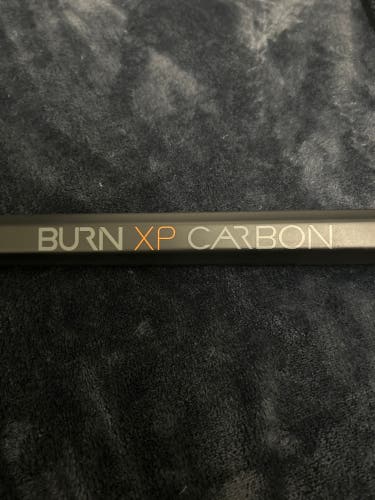 Warrior burn xp carbon Lacrosse Shaft