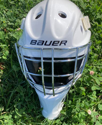 Used Junior Bauer 930 Goalie Mask