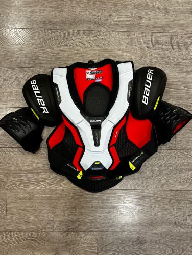 VAPOR HYPERLITE SHOULDER PAD