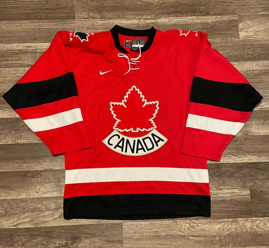 Vintage Team Canada Hockey Jersey