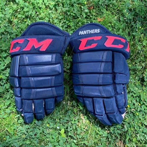 Used Senior CCM HG98 Gloves 13"