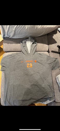 RARE TEAM ISSUED Syracuse Lacrosse Hooded Gray Men's Nike Shirt