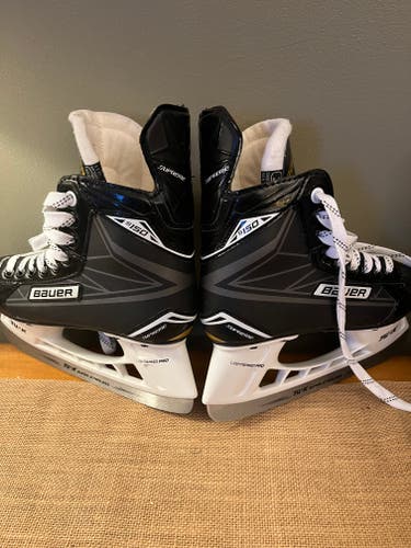 New Junior Bauer Supreme S150 Hockey Skates Regular Width Size 1