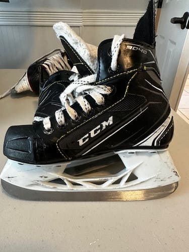 CCM Tacks 9040 Hockey Skates