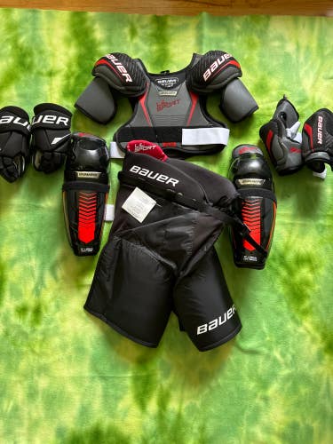 Used Medium Junior Bauer Lil Sport Shoulder Pads (Gloves-10"/Pants-M/Shin Pads-11"/elbow pads-S)