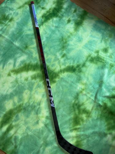 Used Junior CCM Jetspeed FT6 Pro Hockey Stick Right Handed P29 Pro Stock