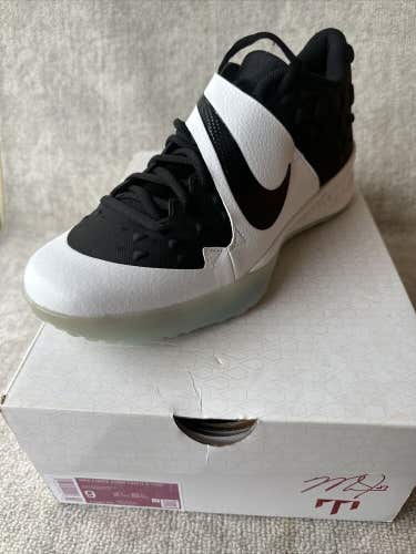 NIB Men's Nike Force Zoom Trout 6 Turf Shoes Black White Size 9