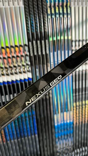 New Bauer Right Handed 87 Flex Custom Toe Pattern Nexus Geo Hockey Stick NHL