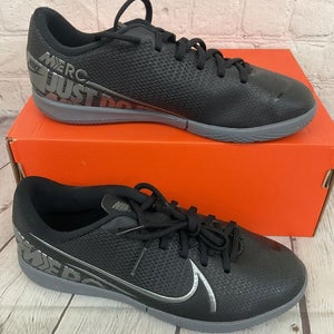 Nike AT8137 001 JR Vapor 13 Academy IC Youth Soccer Shoes Black Cool Grey US 1Y