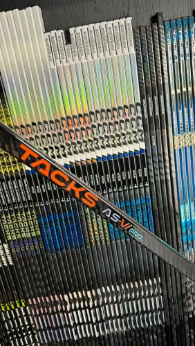 New Senior CCM Right Handed 85 Flex P28 Pro Stock Super Tacks AS-VI Pro Hockey Stick
