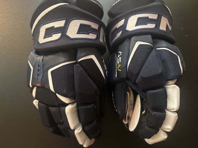 New  CCM 13" Navy Tacks AS-V Pro Gloves