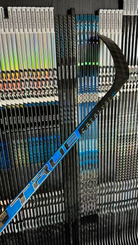 New Senior True Right Handed 95 Flex P29 Pro Stock Catalyst 9X Hockey Stick NHL ISLANDERS