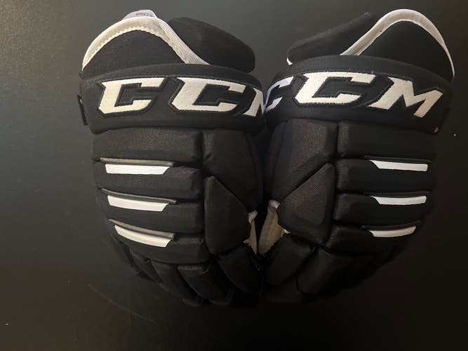 New  CCM 12" Black/White 4R Pro2 Gloves