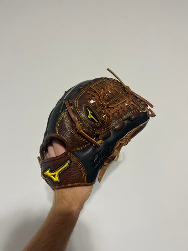 Mizuno classic pro soft 11.5 baseball glove