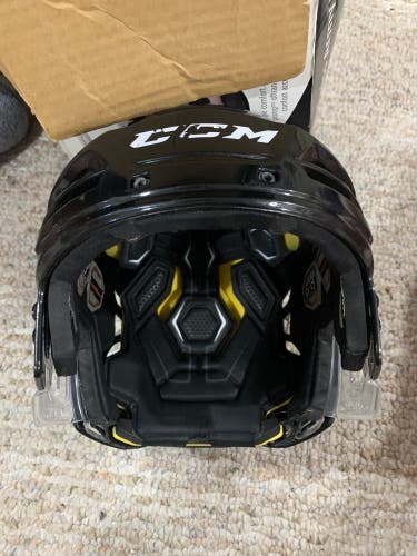 CCM Tacks 310 Small black Helmet