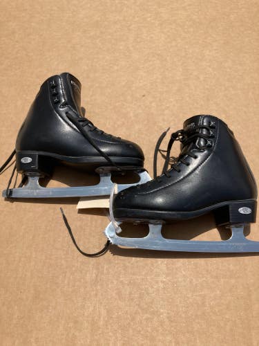Used Riedell Figure Skates