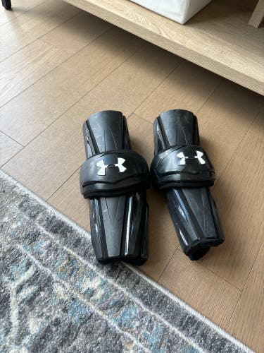 Under Armour Box Lacrosse Elbow Pads