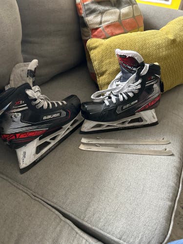 Bauer Vapor X2.9  Goalie skates size 7.5 Includes 2 Sets Of Steel.