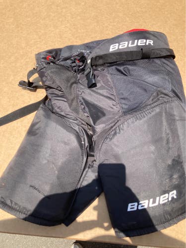 Black Used Junior Large Bauer Vapor X700 Hockey Pants