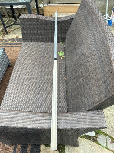 Used Maverik Caliber Long Pole