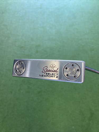Used RH Titleist Scotty Cameron Special Select Newport 2 35” Putter