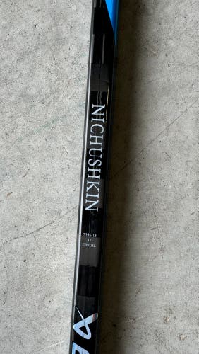87 Flex P28 Bauer Nexus Sync Left Hand Senior Pro Stock Nichushkin NHL Avalanche