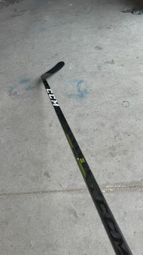 New Senior CCM Right Handed 95 Flex P29 Pro Stock RibCor Trigger 3D PMT Pro Hockey Stick