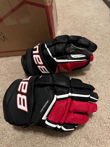 New Bauer Supreme Ultrasonic Gloves 13"