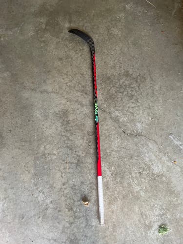 Slightly Used Senior Bauer Right Handed P28 Pro Stock Proto-R Hockey Stick