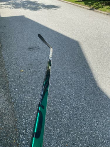 NEW Bauer Vapor ADV (P92 variant - 77 flex)