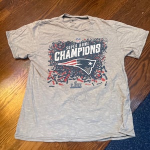 Fanatics New England Patriots Super Bowl 53 Champions Shirt M