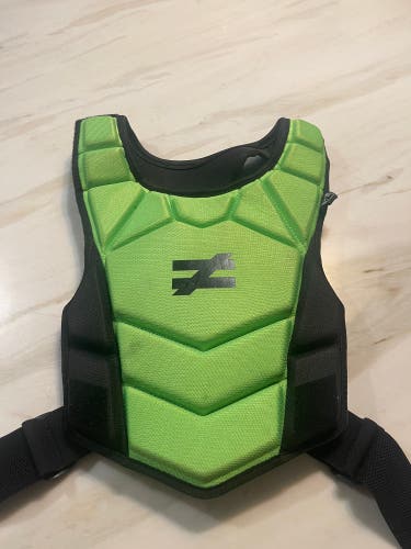 UnEqual lacrosse chest protector