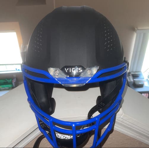 New Medium Vicis Helmet