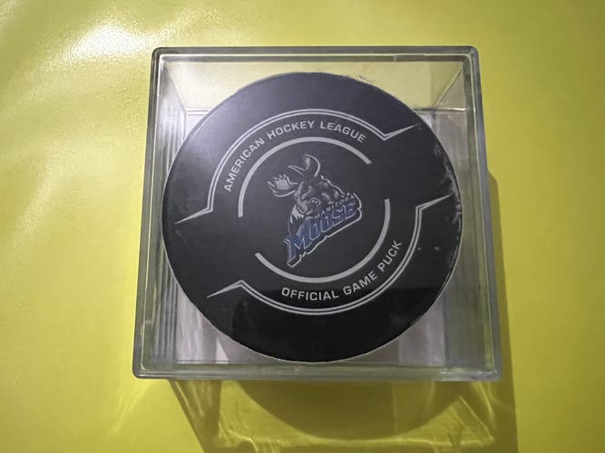 AHL Manitoba Moose Parker Ford Goal scored puck Sioux City Musketeers USHL