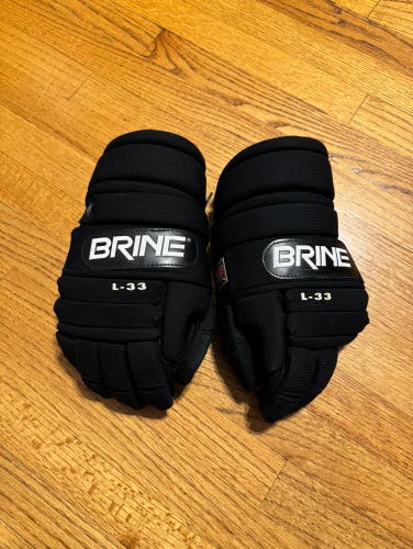 Brine L-33 Lacrosse Gloves