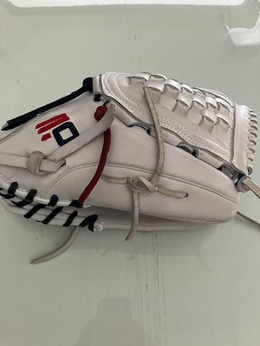 Used Right Hand Throw Nokona Outfield Softball Glove 12.5"
