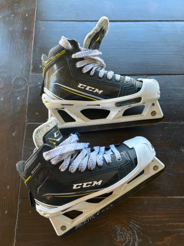 Used Goalie Intermediate CCM Regular Width Tacks 9080 Hockey Skates