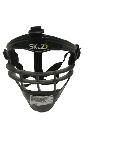 Used Sklz Fielders Mask One Size Baseball And Softball Helmets