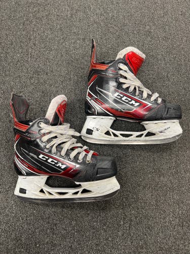 CCM Jetspeed XTRA Pro Plus size 5 Hockey Skates