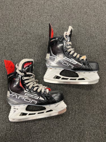 Bauer Vapor X3.7 size 5 Hockey Skates