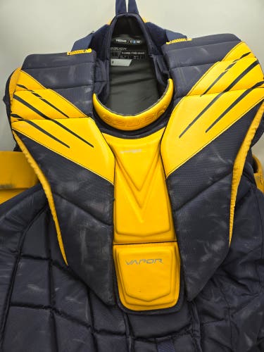 Used game worn College National Championship XL Bauer Hyperlite Goalie Chest Protector Pro Stock