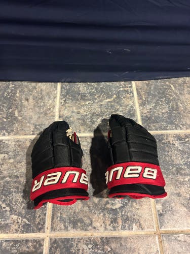 Bauer Pro Stock Gloves