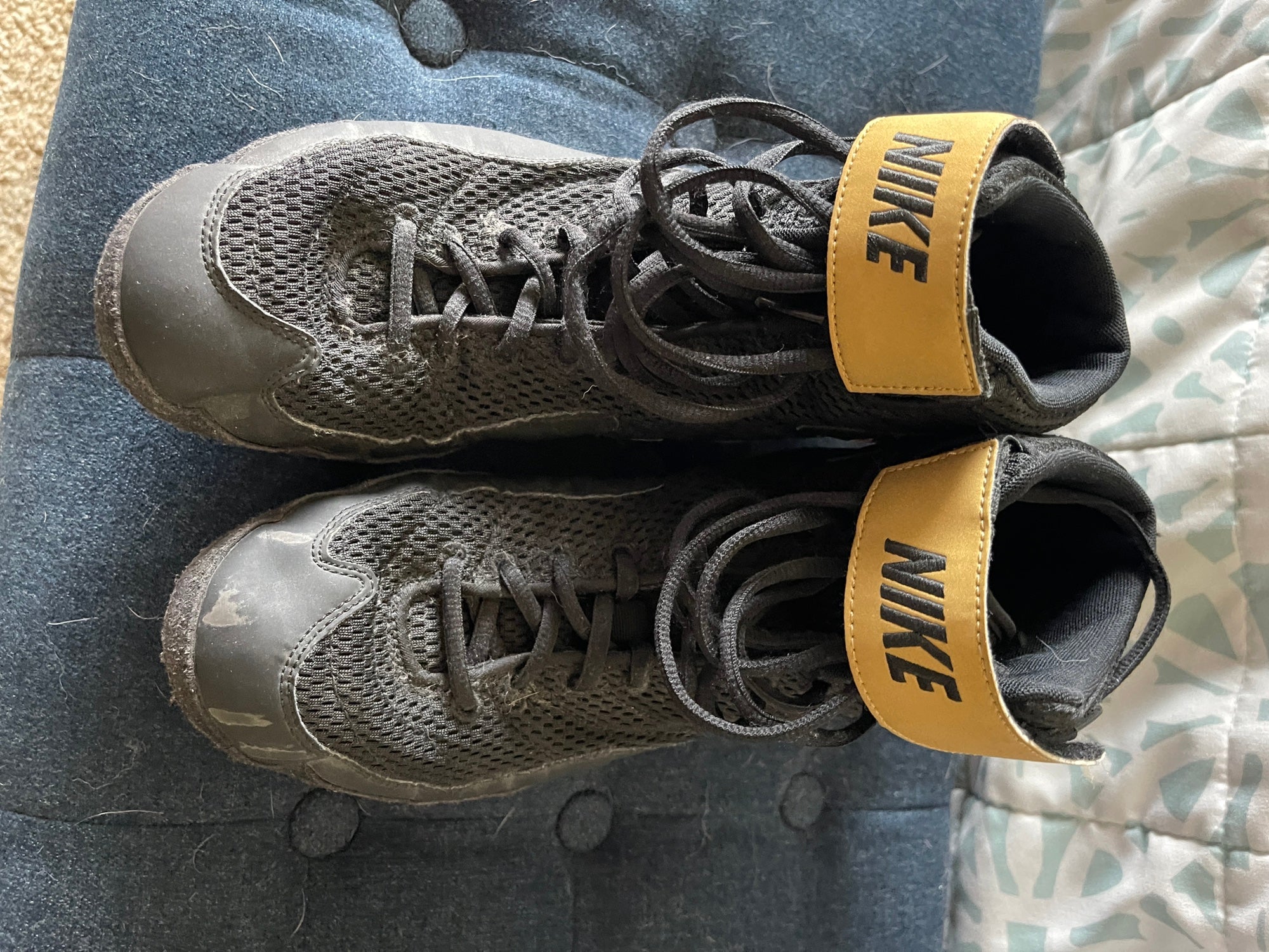 black and gold nike inflict wrestling shoes