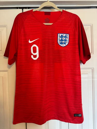 England Soccer Jersey Harry Kane Nike 2018 World Cup Medium