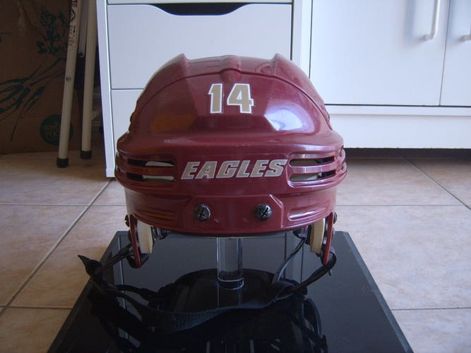 Game Used/Worn Boston College Eagles Bauer 4500 Hockey Helmet #14 sz Large Maroon