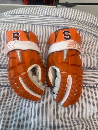STX surgeon RZR Syracuse gloves