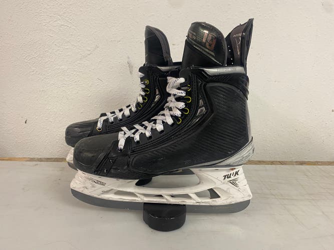 Bauer Vapor HyperLite Mens Pro Stock Size 9 Hockey Skates 4647