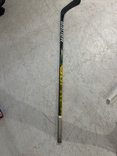 Used Bauer Right Handed P92 Supreme UltraSonic Hockey Stick