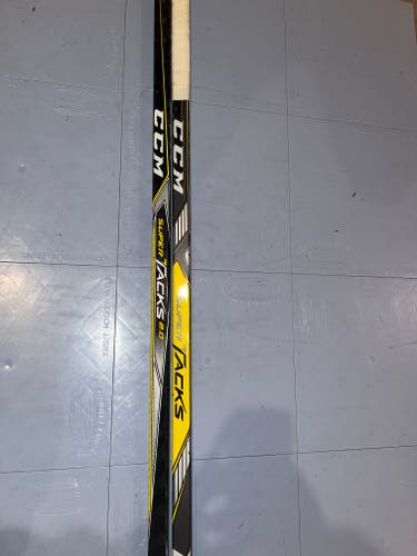 2 New CCM Super Tacks 2.0 Right Handed Hockey Stick Bundled