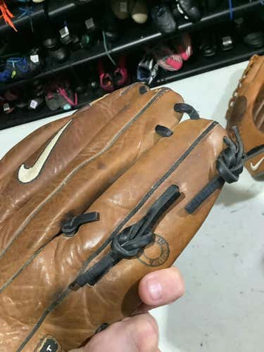 Used Nike 1201 12" Fielders Gloves